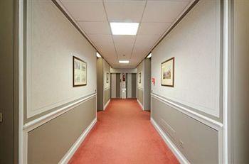 Sacconi Apartahotel 4*