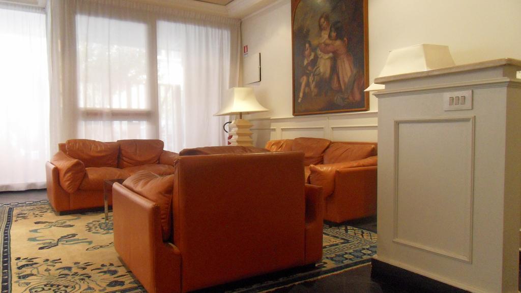 Sacconi Apartahotel 4*