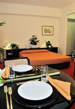 Sacconi Apartahotel 4*