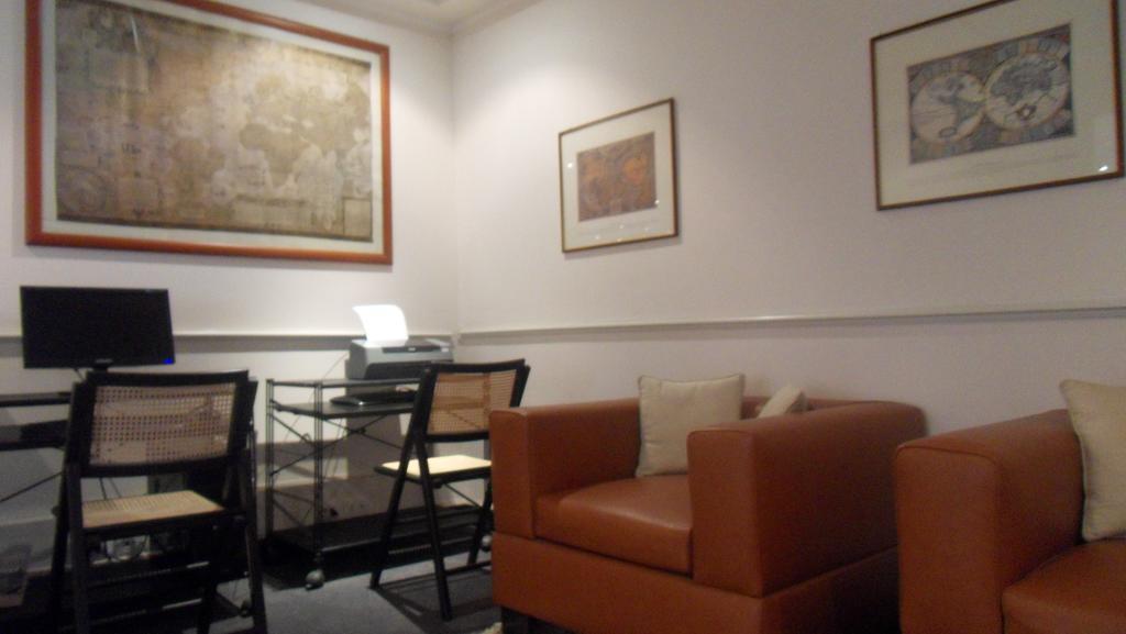 Sacconi Apartahotel