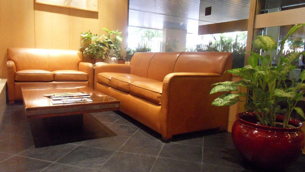 Sacconi Apartahotel