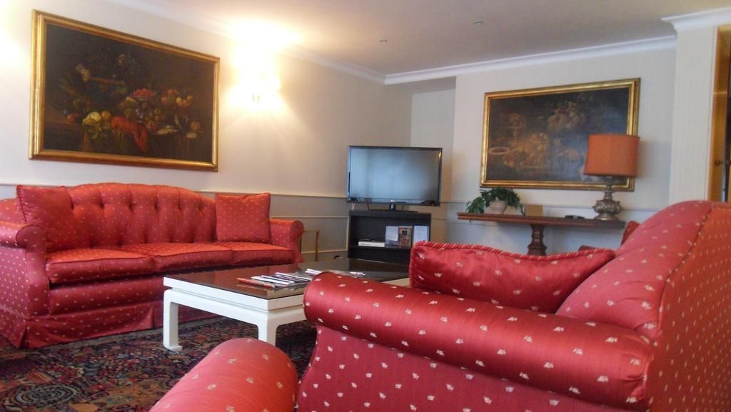 Sacconi Aparthotel